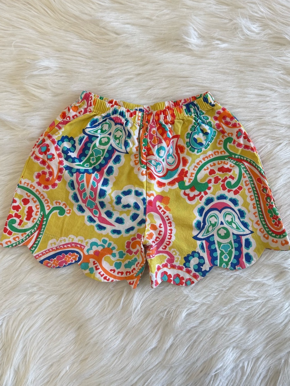 Le Za Me Girls Yellow Paisley Scalloped Multi Colored Cotton Shorts Size 4